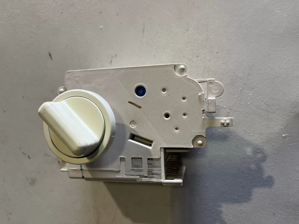 Frigidaire  GE  Kenmore 131758600B Washer Timer