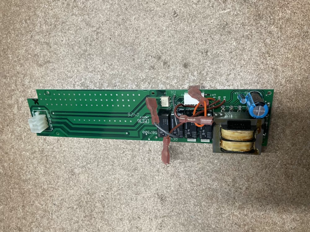Frigidaire 703644-02 Refrigerator Control Board