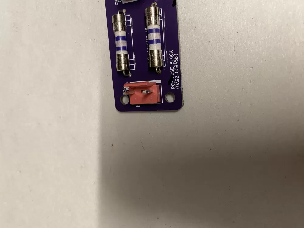 Samsung DA92-00945B Refrigerator Control Board Fuse Block AZ205353 | BK632