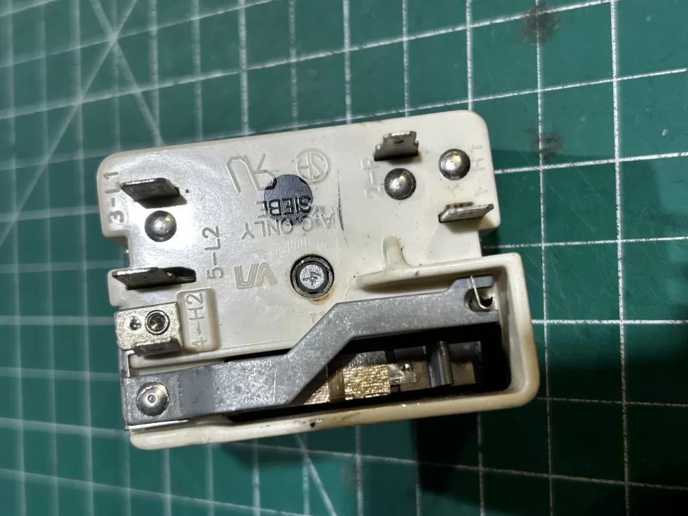 GE Hotpoint Wb24t10029 Range Switch Infinite AZ167178 | Sl264