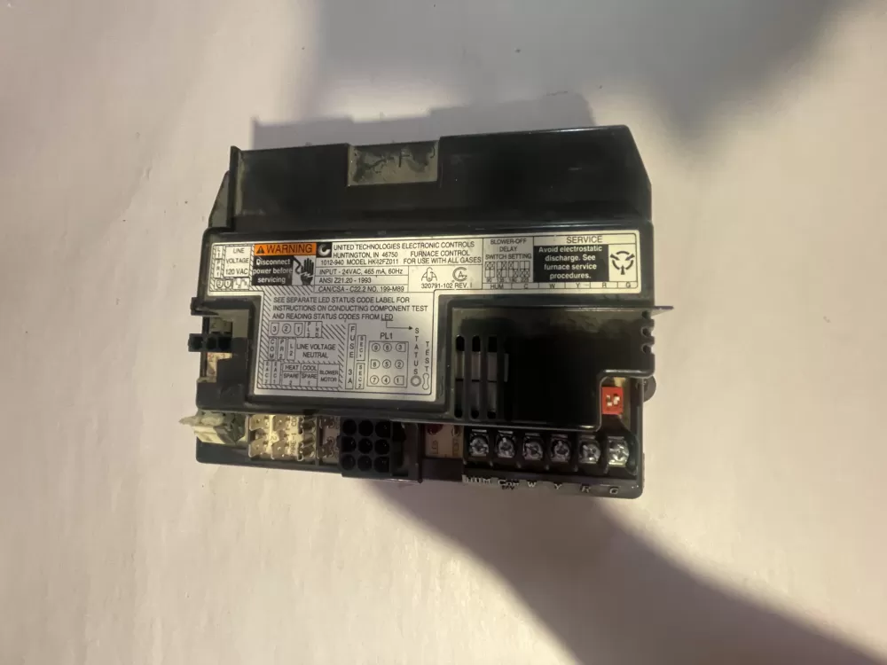 Carrier  Bryant 1012-940-M Furnace Control Board Circuit