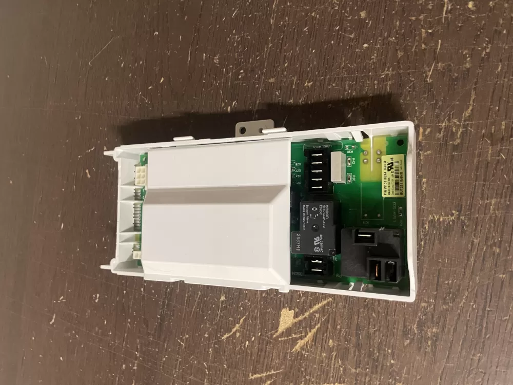 Whirlpool  W10067050  W10074280  W10111608  W10111610  W10111617  W10111617R  W10118244  W10118244R  1470202  3978983  PS11748356  WPW10111617  AP6015084  W10111617 Dryer Control Board
