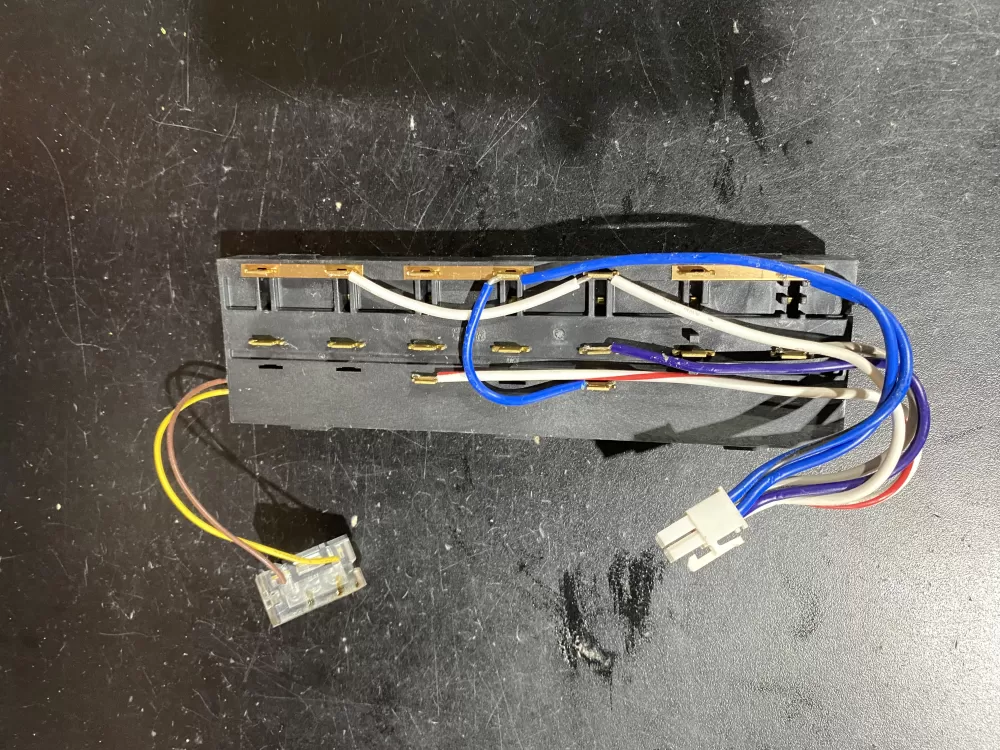 Whirlpool W10424366 Refrigerator Dispenser Control Board AZ61766 | BK1888