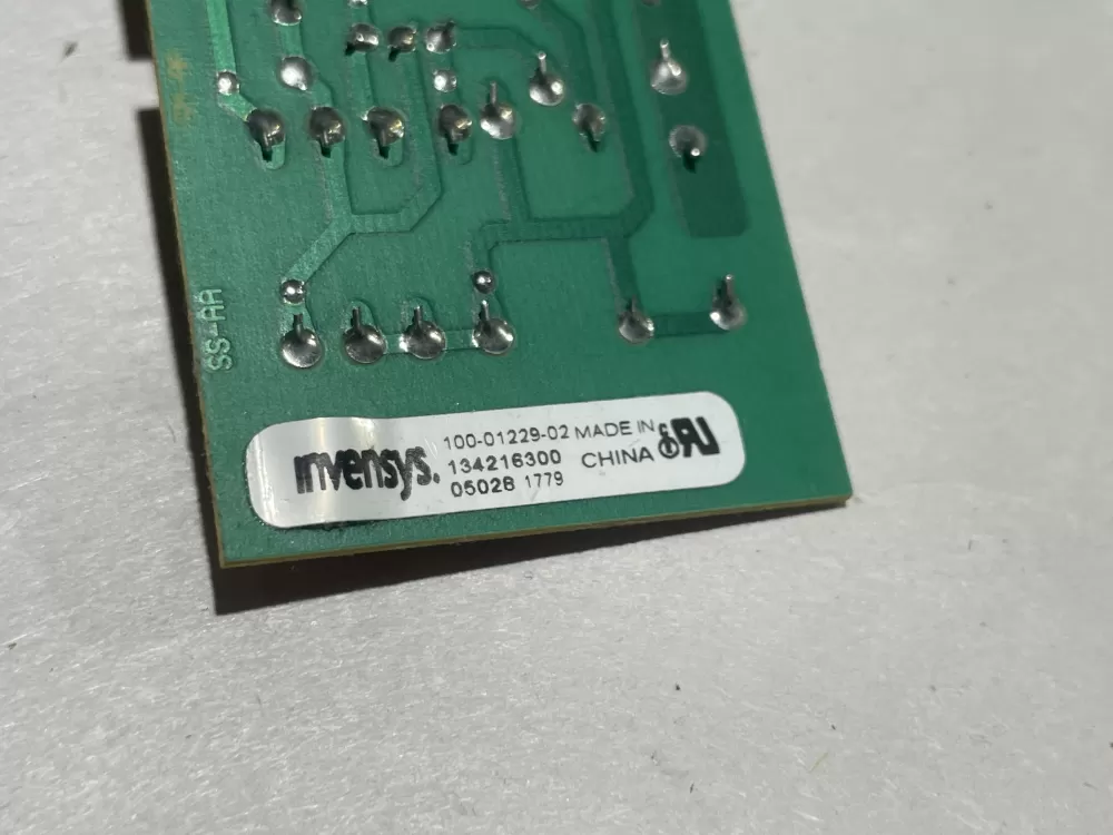 Frigidaire 100 01229 02  Control Board AZ139953 | Wm2181