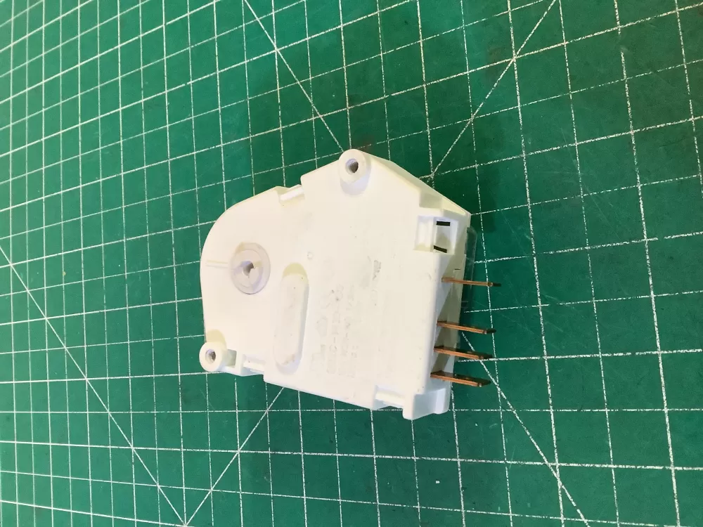 Frigidaire DBZC-1430-1D5 Refrigerator Defrost Timer AZ204274 | NR370