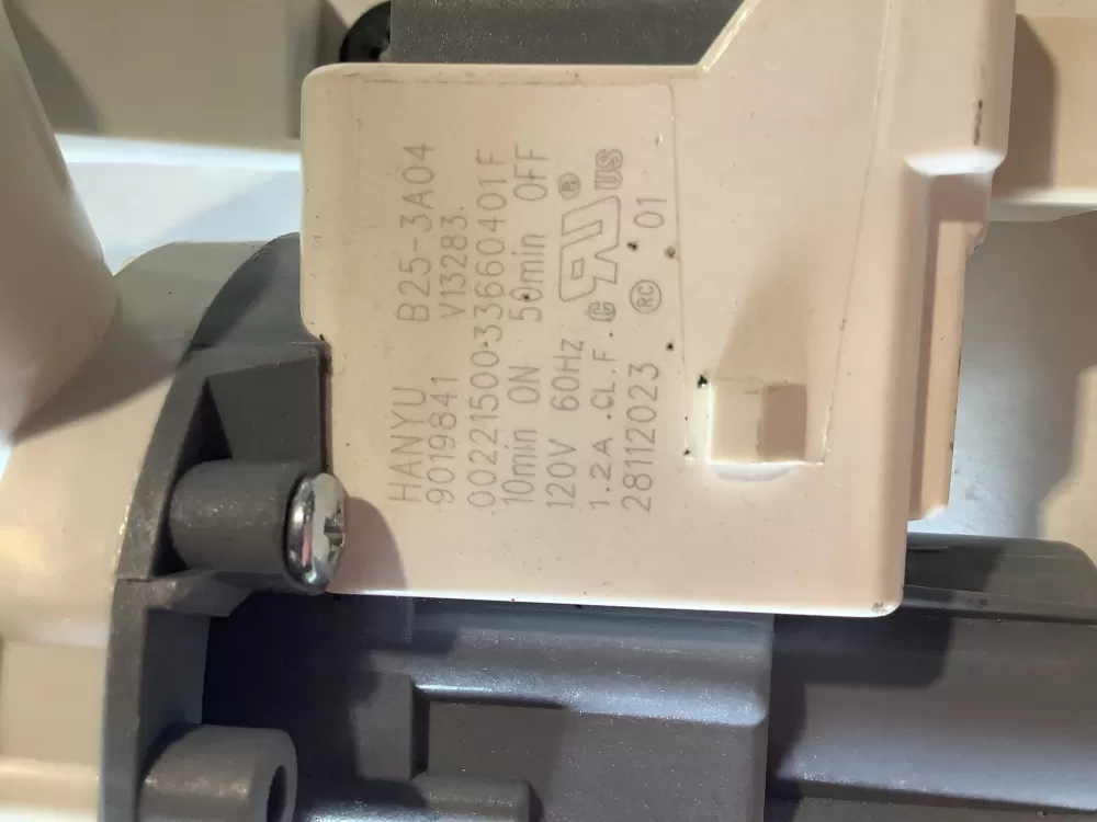 GE Washer WH11X29539 Drain Pump AZ149101 | SL182