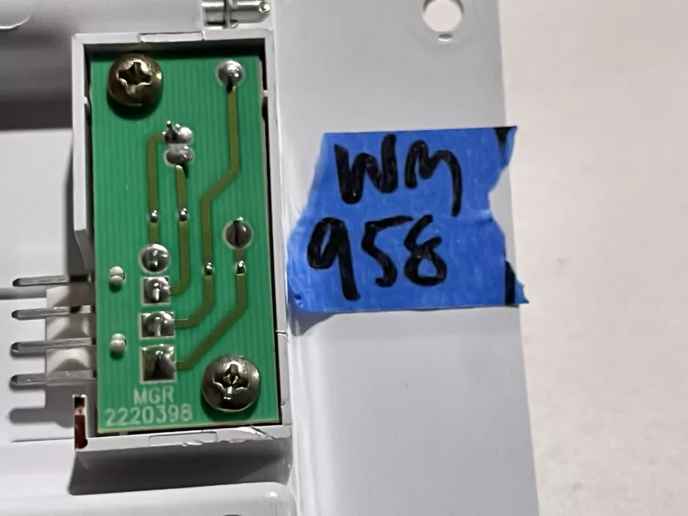 Whirlpool W10757851 4389102 Refrigerator Ice Control Board AZ145119 | Wm958