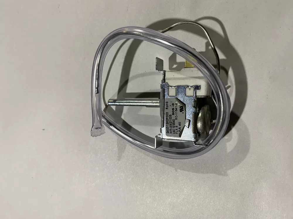 GE  Hotpoint WR02X22913 WR09X21005 WR09X26873 WR49X26875 Refrigerator Control Board Thermostat