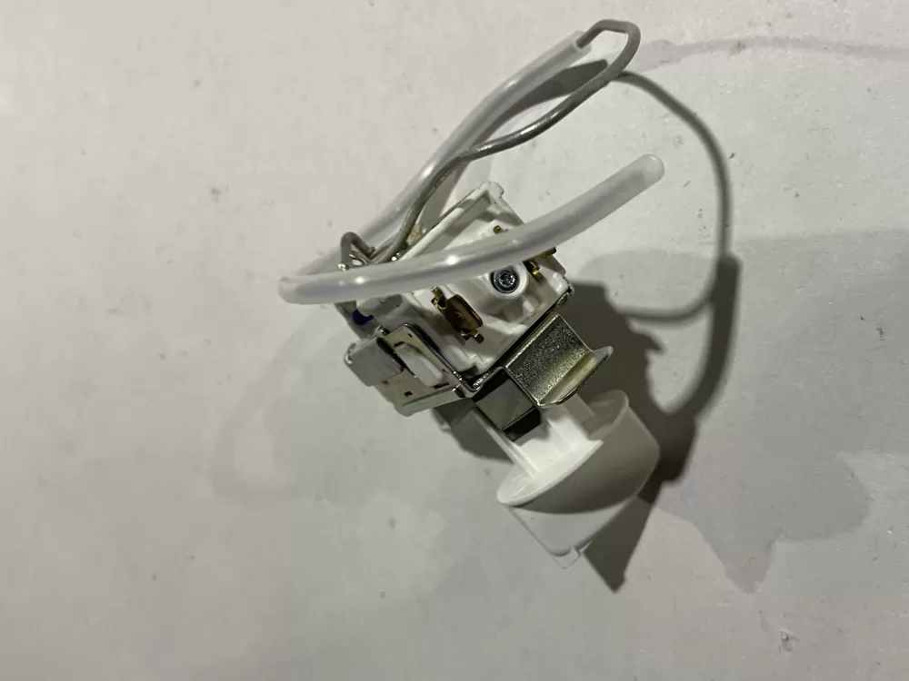 Frigidaire 3ART5A71 Refrigerator Temp Control Thermostat AZ185951 | Wm2725