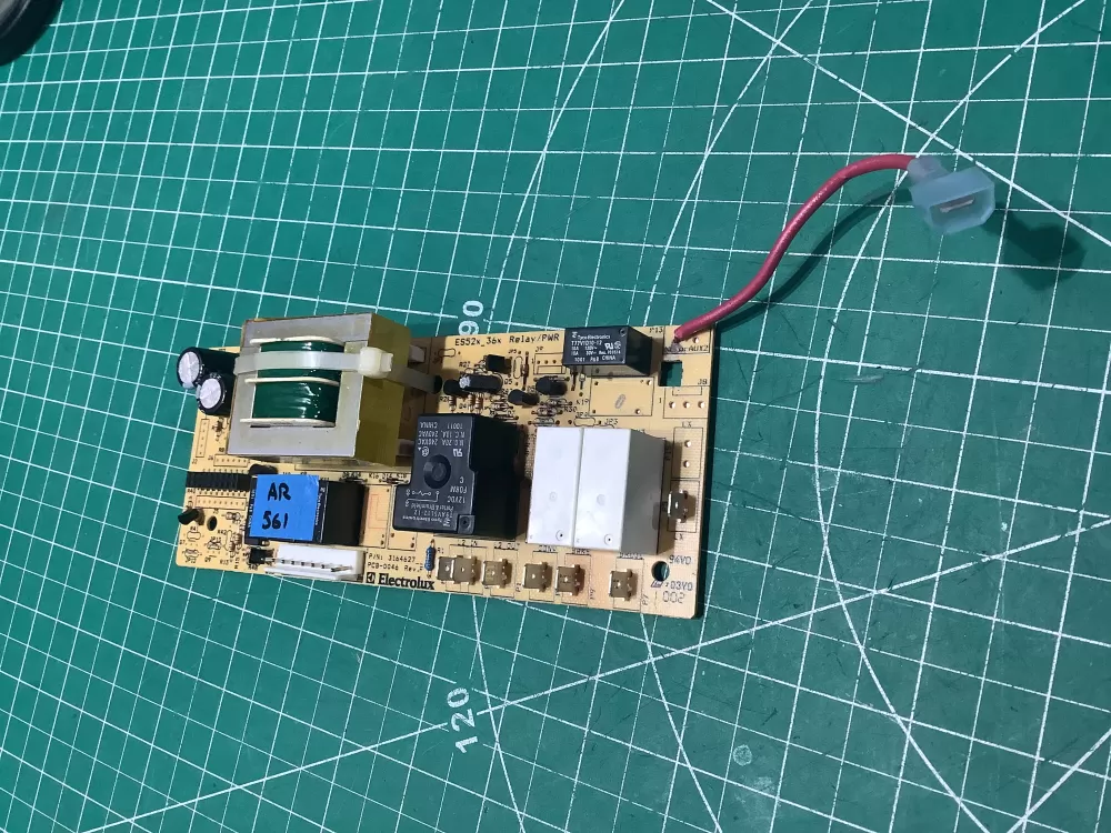 Frigidaire Range Oven Control Board 316560176 AZ188001 | AR561