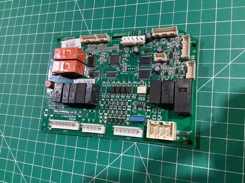 Whirlpool  Jenn-Air  Maytag W10774171 Refrigerator Control Board