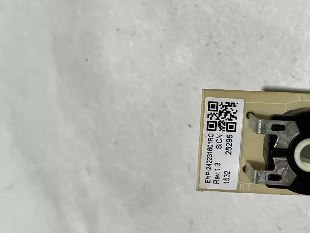 Frigidaire Kenmore AP6037540 Refrigerator Control Board AZ152259 | Wm875
