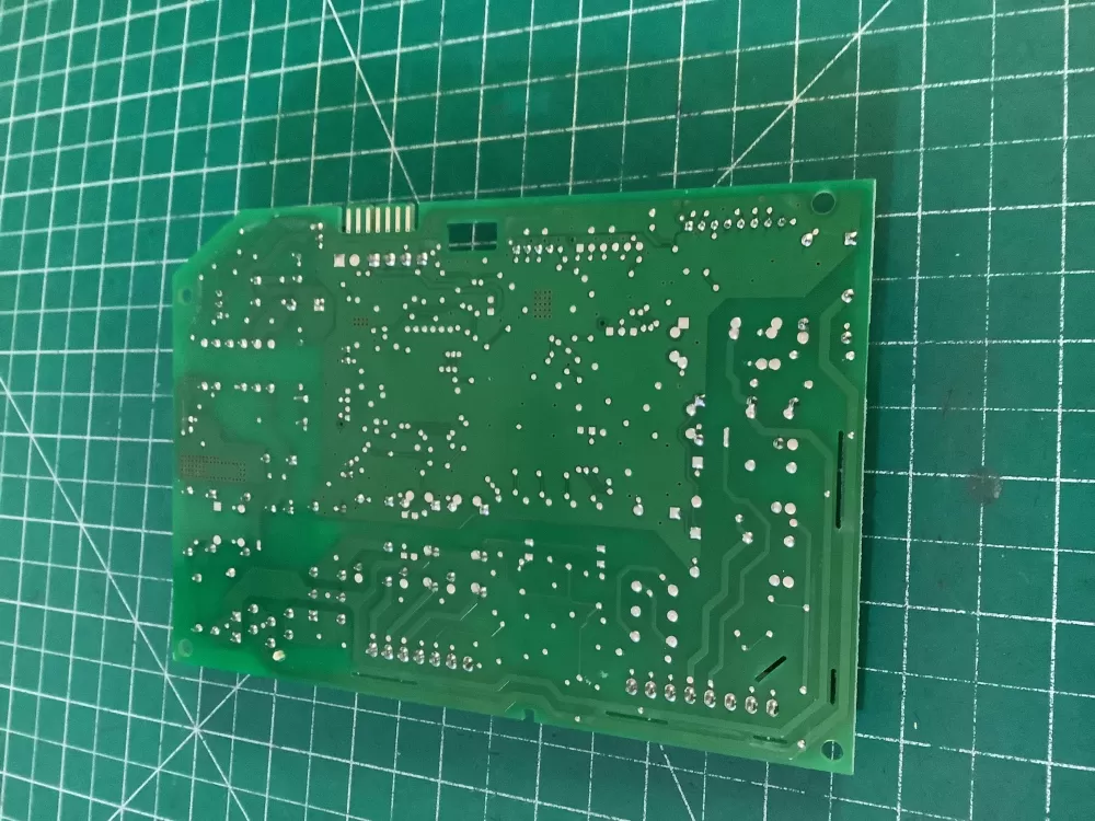 Whirlpool Maytag W10547719 Refrigerator Control Board AZ209955 | NR1771