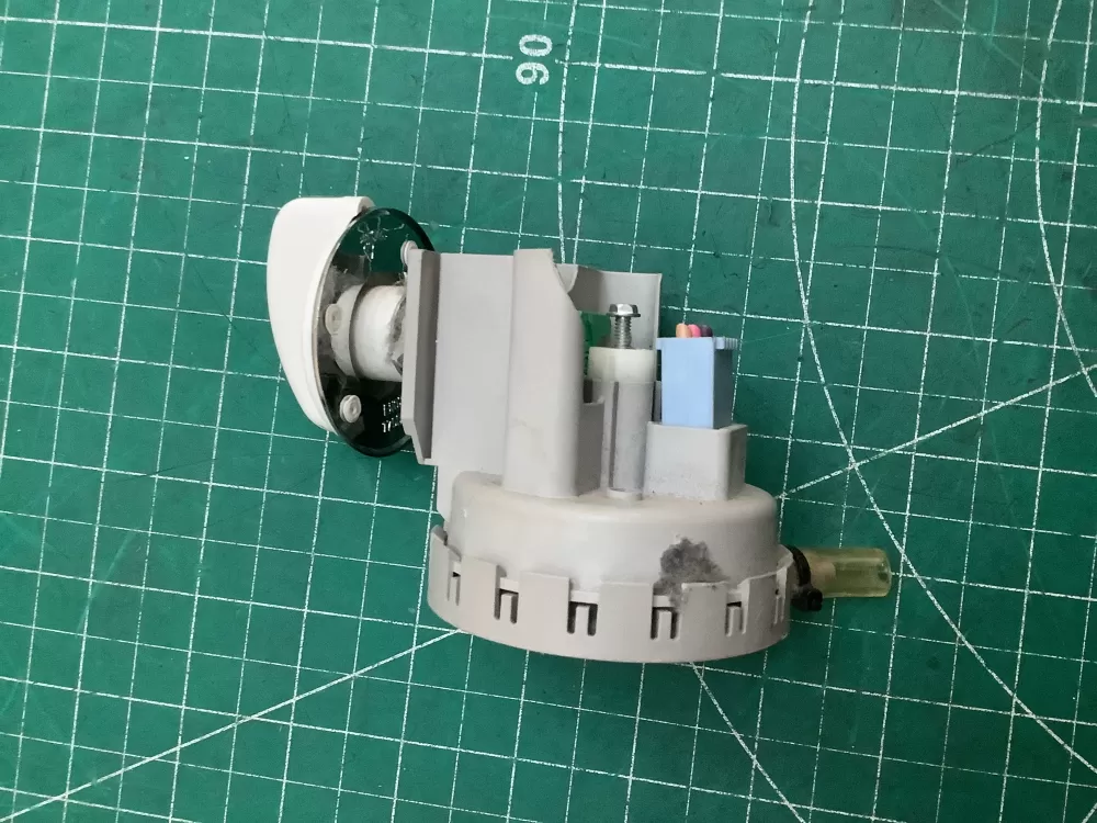 GE  Whirlpool W10231405 Washer Switch Pressure Water