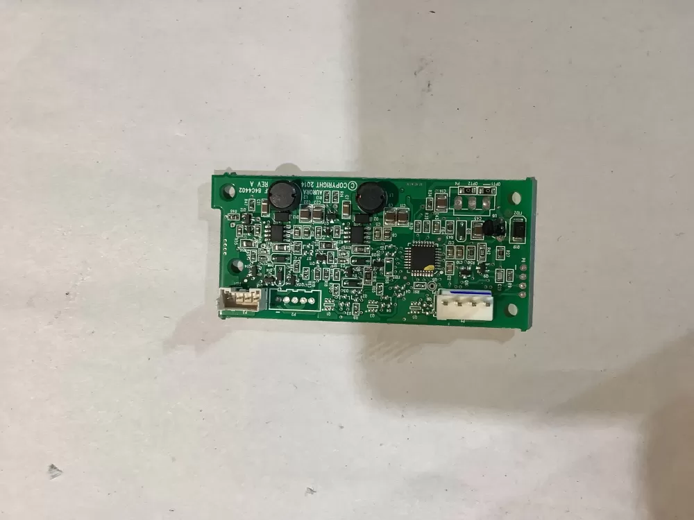 Whirlpool  Maytag  KitchenAid  Jenn-Air W10635302 W10790783 W10814803 W11113852 W11185975 W10830288 PS11737860 Refrigerator Control Board