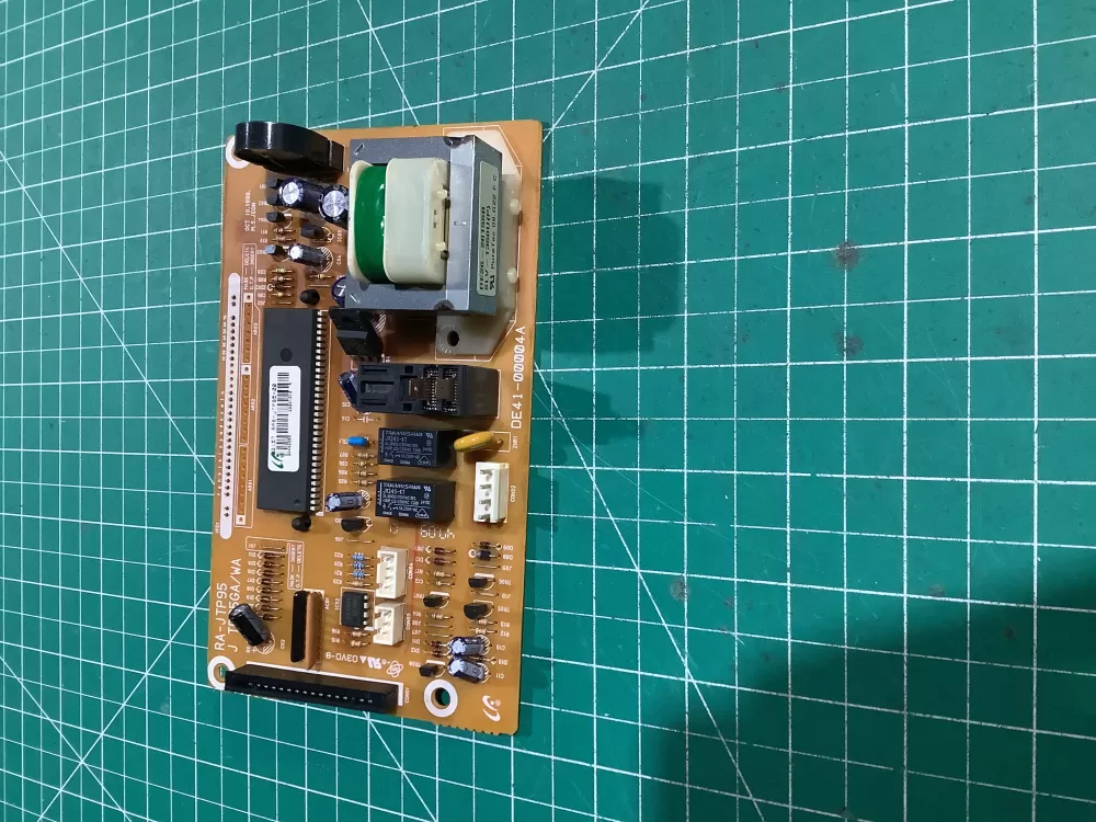 Samsung DE41-00004A Oven Control Board Mw AZ170127 | BG2604