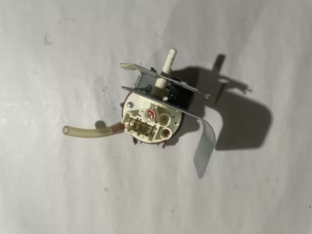 GE  General Electric WH12X10479 Washer Water Level Pressure Switch