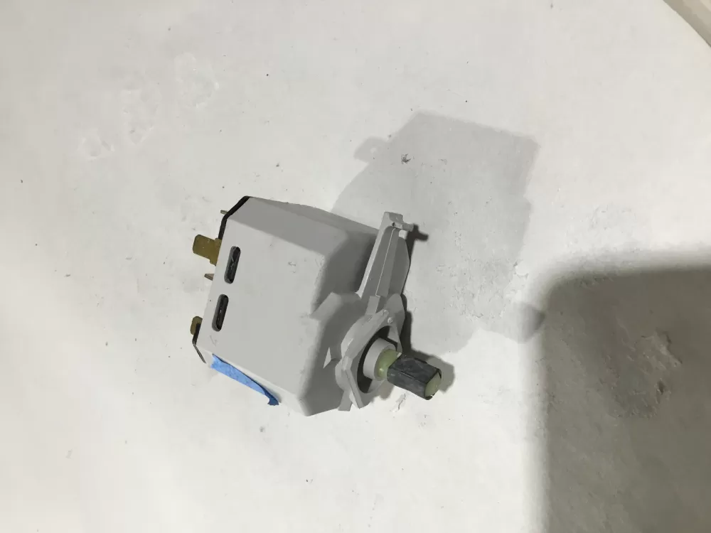 Crosley  Kenmore  Maytag  Whirlpool W10117655 WPW10117655 Dryer Crosley Control Board Start Switch