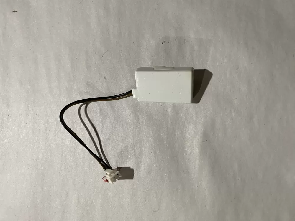 Samsung DA61 05687A Refrigerator Control Board AZ205266 | BK25