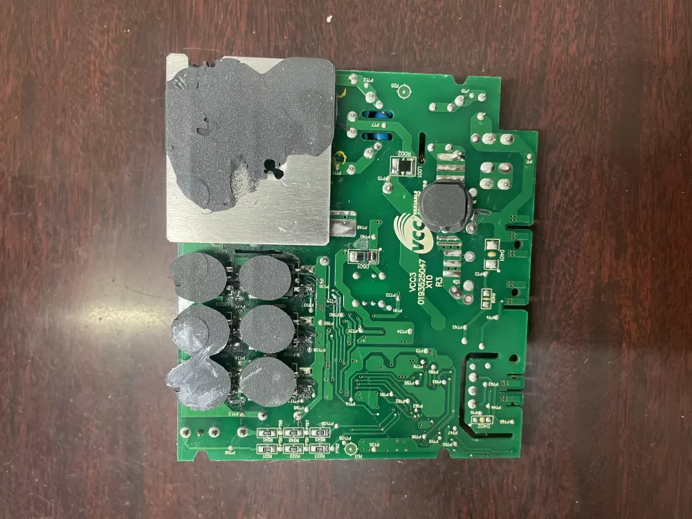 GE Refrigerator 219323010 Main Control Board AZ33698 | KM1686