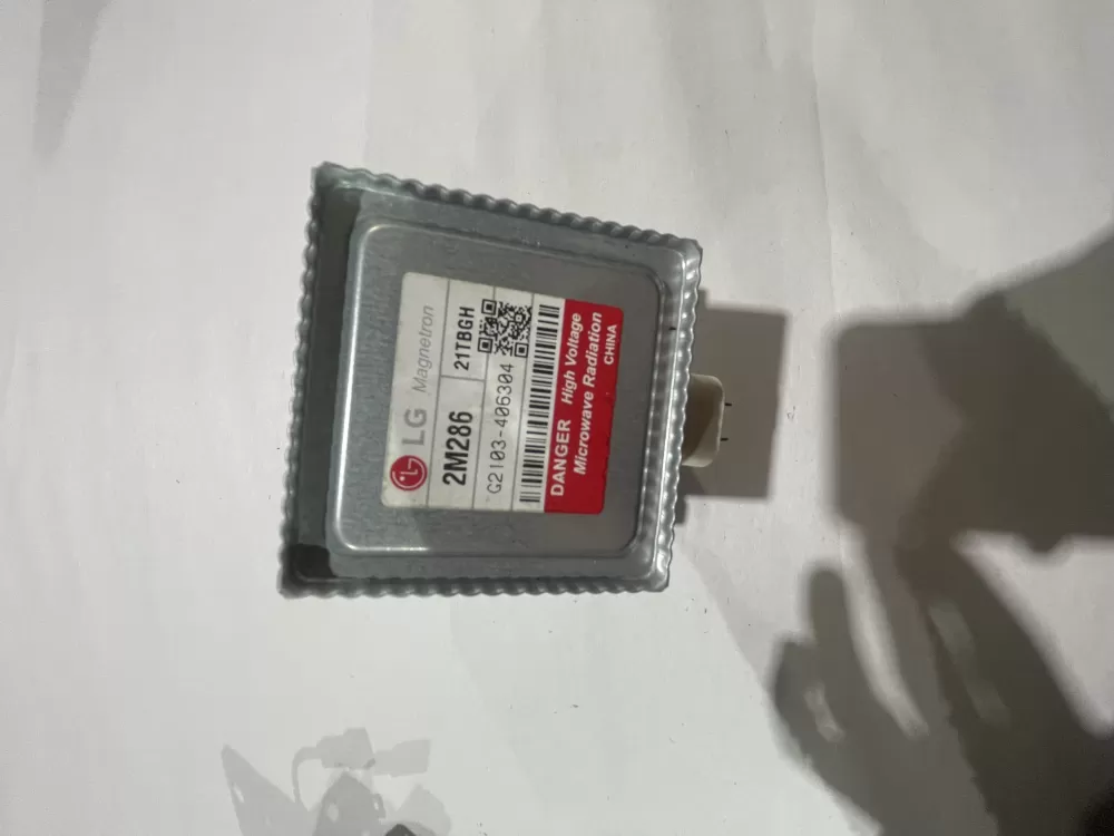 LG 2M246 Microwave Magnetron G2103-406304 AZ186112 | KM651