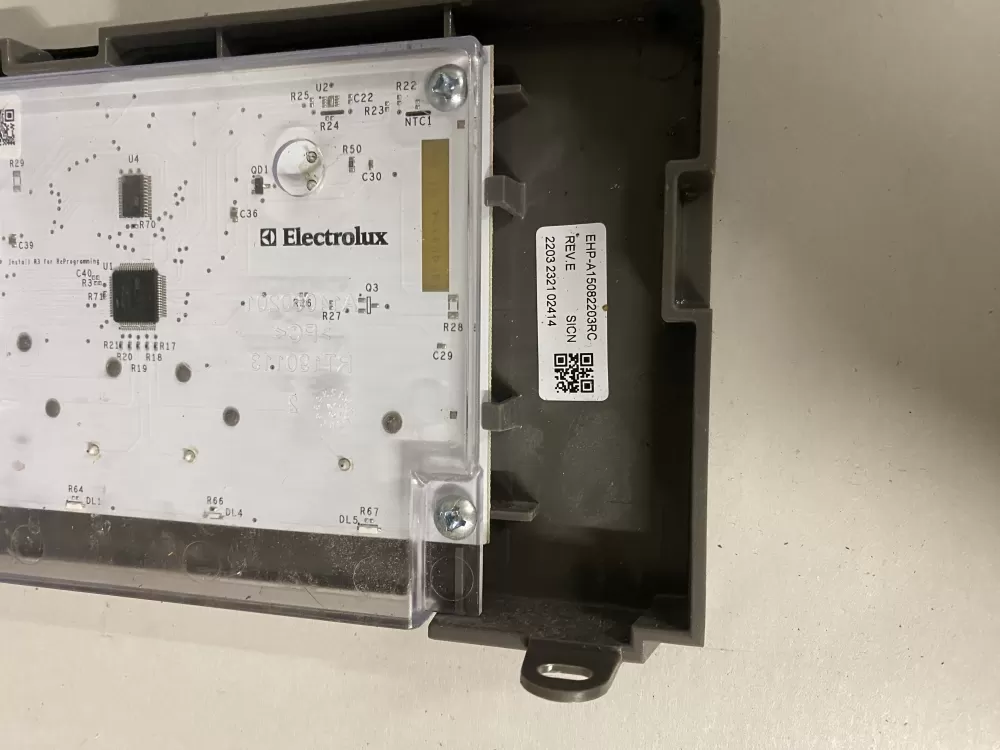 Frigidaire A15082203RC Refrigerator Control Board AZ230229 | BK1671