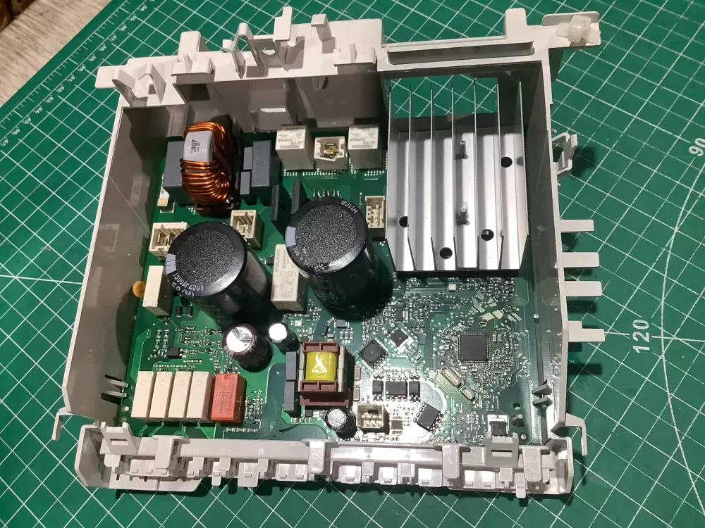 Miele 11761291 Washer Control Board AZ185690 | AV472