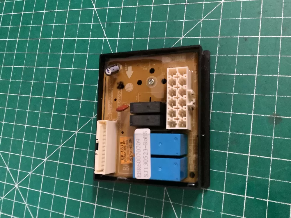 Kenmore LG EBR60070709 Refrigerator Control Board AZ176724 | NR2637