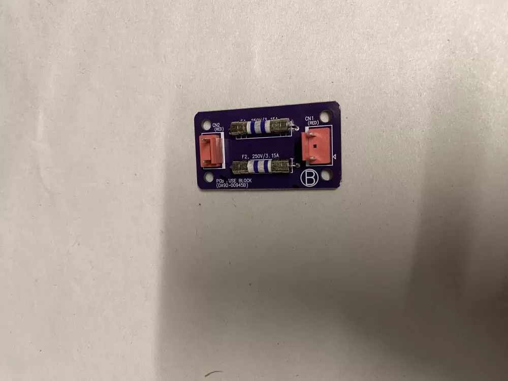 Samsung DA92-00945B Refrigerator Control Board Fuse Block