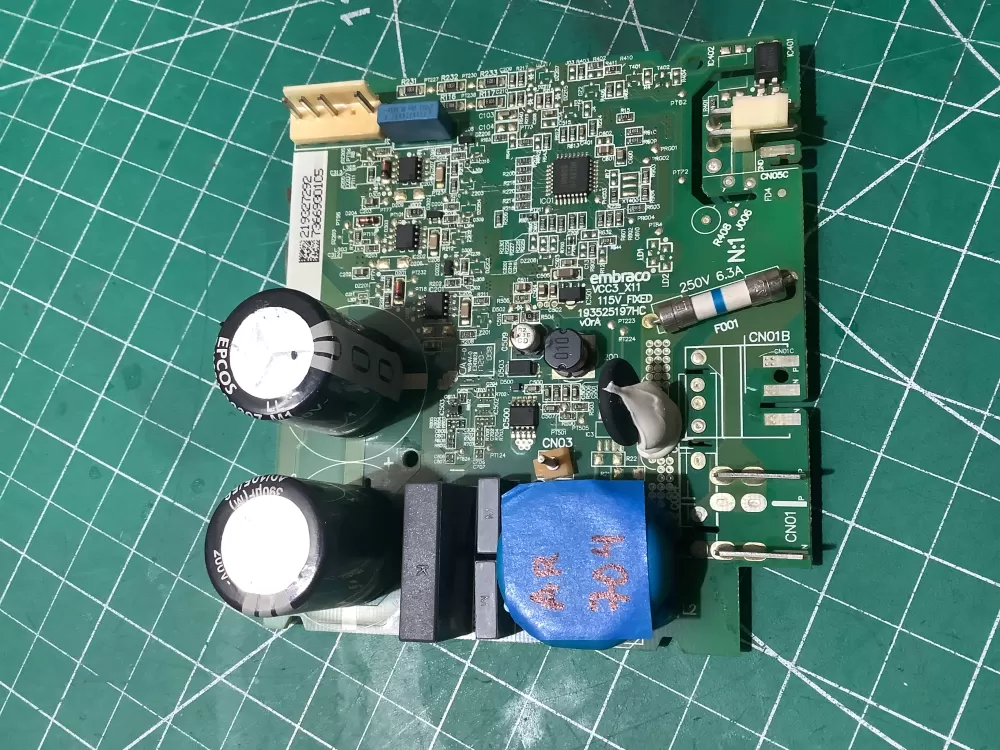 GE 219327292 Refrigerator Control Board Circuit AZ196826 | AR704
