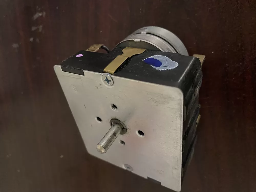 GE Frigidaire 131062300 a3 2 1 Dryer Pre owned Timer AZ32600 | BK1680