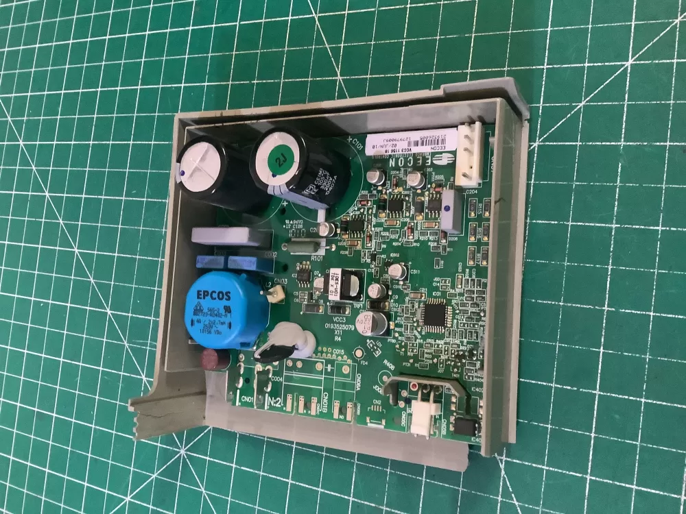 Refrigerator Inverter Board VCC3 1156 QA F 06 241577505 AZ195101 | NR652