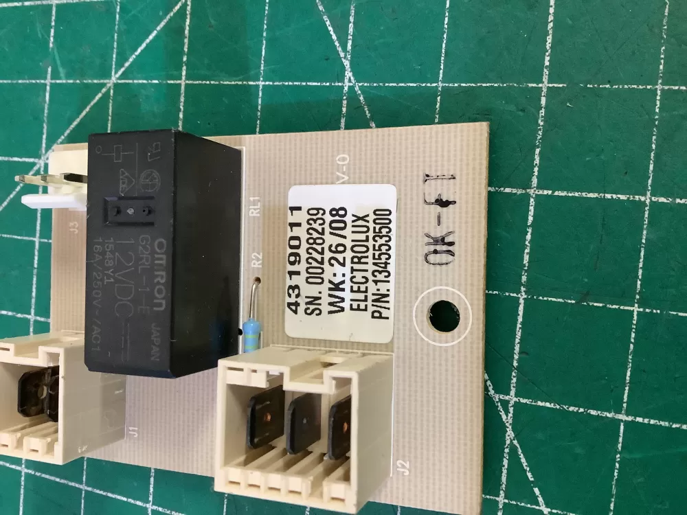 Frigidaire Electrolux 134553500 Washer Control Board Heater AZ192135 | NR613