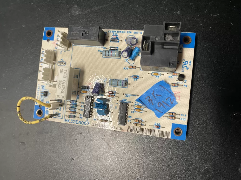 Carrier Bryant Furnace Defrost Control Board AZ613 | BK1412