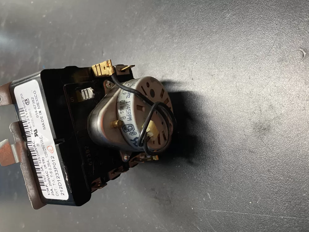 GE 212D1233P012 WE4M364 Dryer Timer AZ23792 | BK757