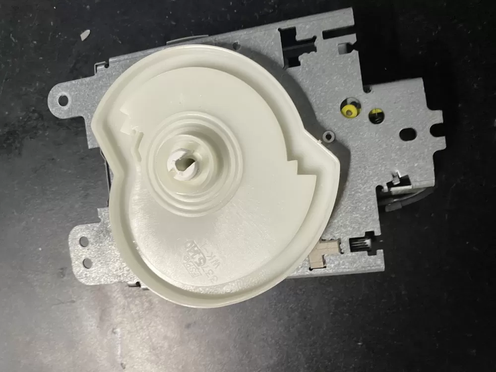 Whirlpool 3375079 Estate Dishwasher Timer AZ77 | BK1347