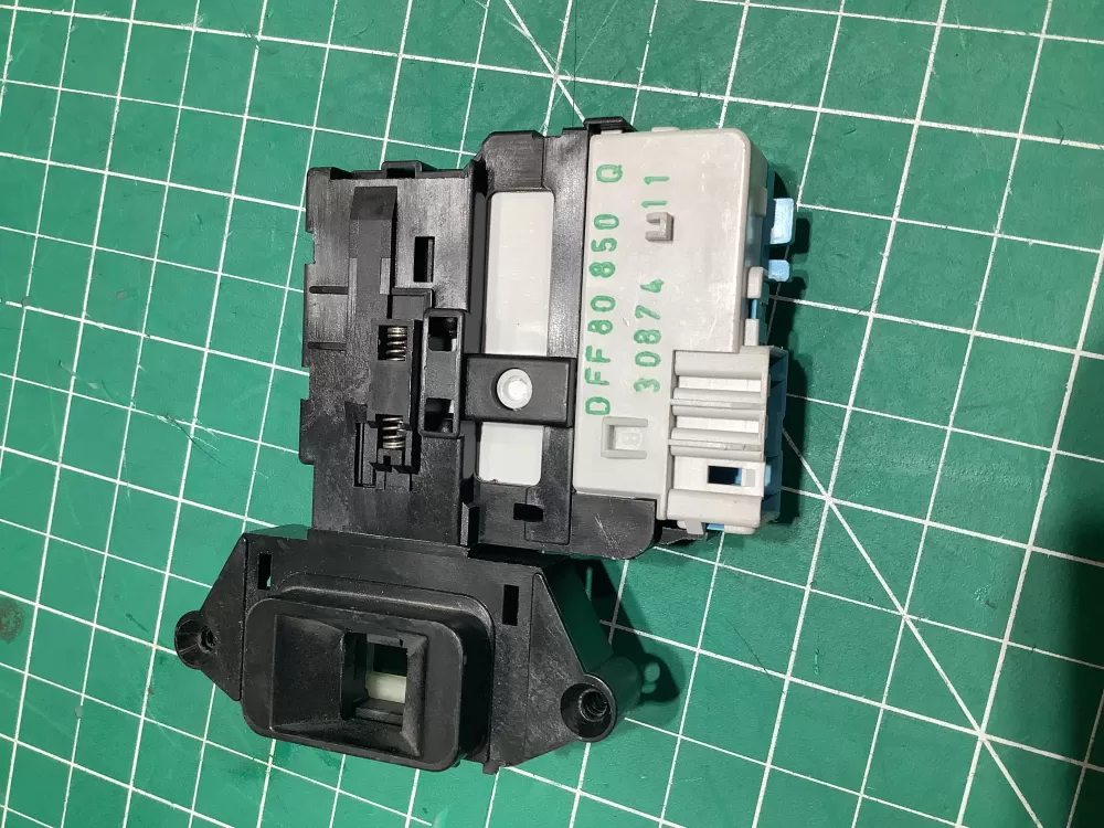 30874 LG Washer Latch / Lock