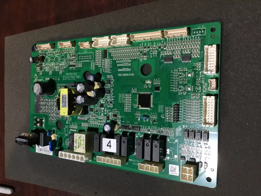 GE 197D8524G001 Refrigerator Control Board AZ78513 | NRV611