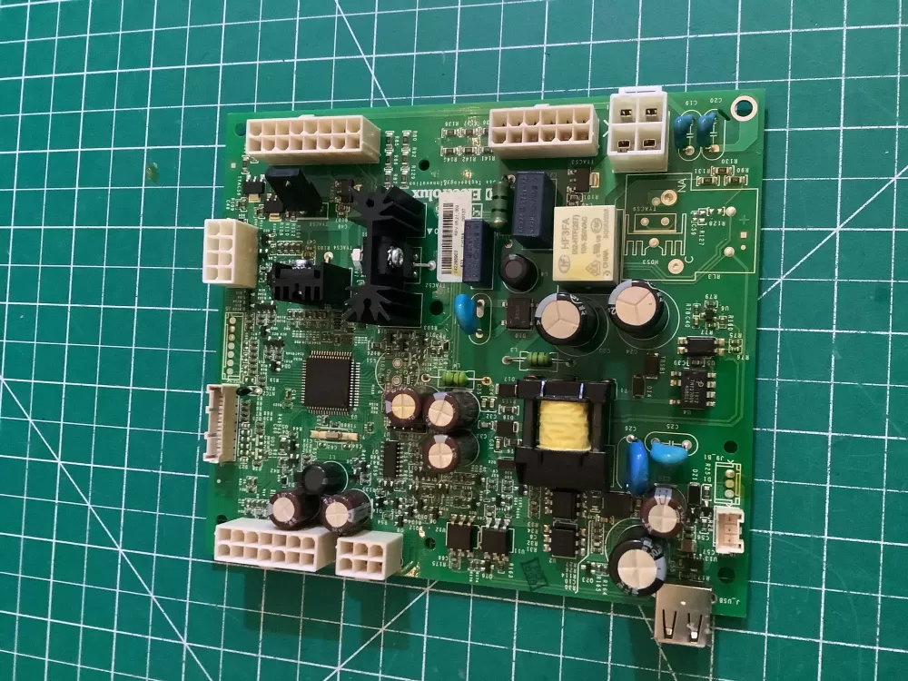 Frigidaire Kenmore 242268903 Refrigerator Control Board AZ152398 | NR1505