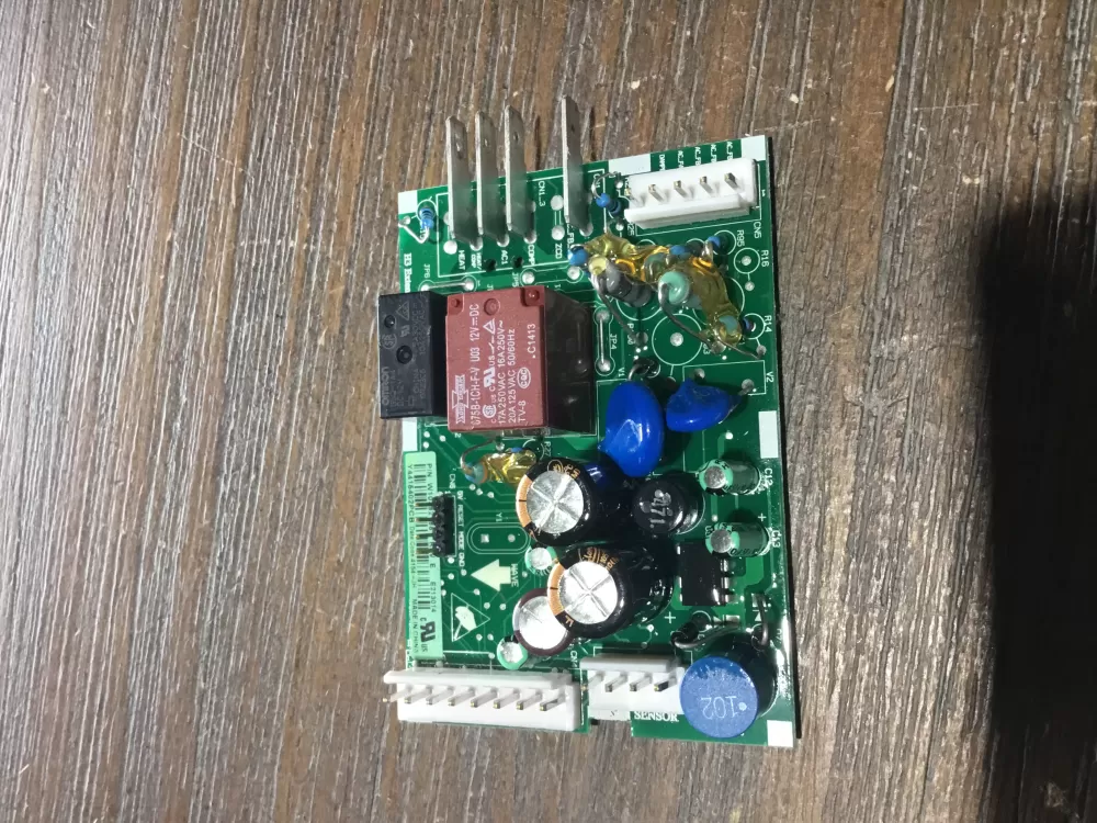 Maytag W10392195 Refrigerator Control Board AZ52142 | NR1872