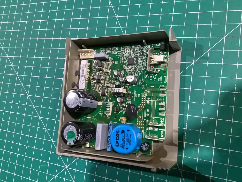 Whirlpool W1089391 Refrigerator Compressor Inverter Control AZ148040 | NR2484