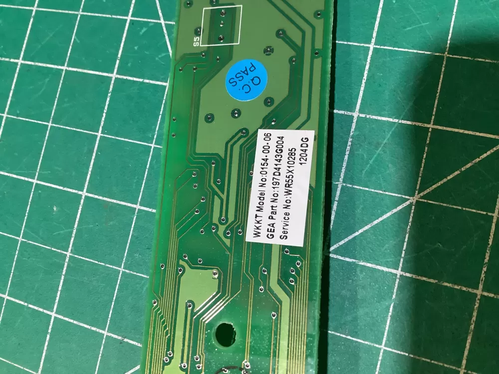 GE Refrigerator User Interface Board Dispenser wr55x10285 AZ137210 | NR2359