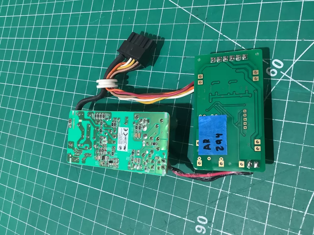 Whirlpool E320003 Refrigerator LED Control Board