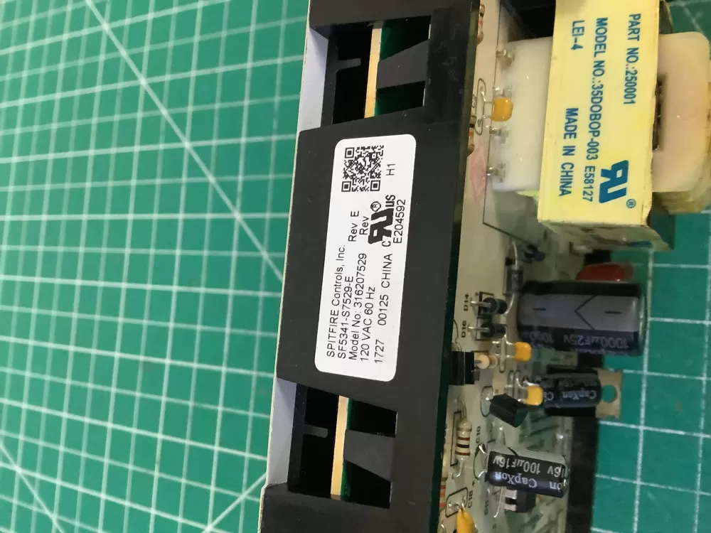 Frigidaire 316207529 Range Oven Display Control Board AZ205515 | NRV914