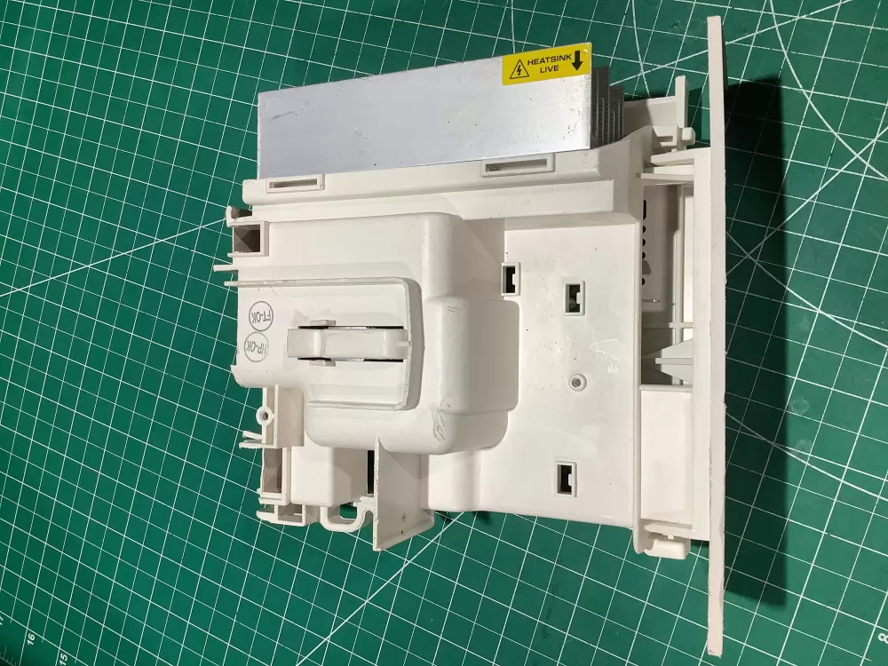 Frigidaire  Kenmore  Electrolux  White Westinghouse 5304504863  AP6025819  134409905  4452243  PS11758142  S134409904  S134409905  4246991  4246-99-100  01620880 Washer Control Board