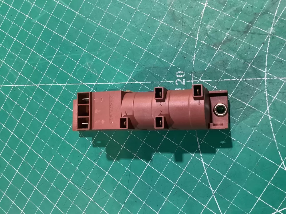 Electrolux  Frigidaire  Kenmore 08067972 316135701 316135702 316T033P01 5303207522 5303209028 5303280394 7316135702 5304505695 Range Spark Module