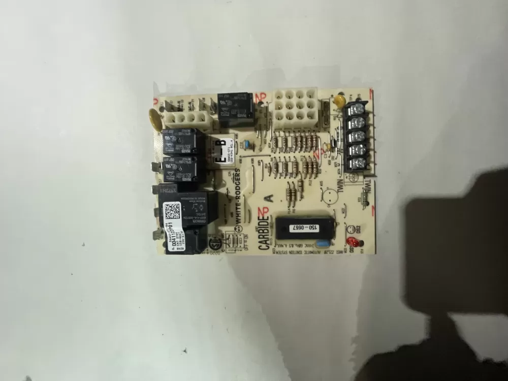 Trane D341122P01 Furnace Control Board