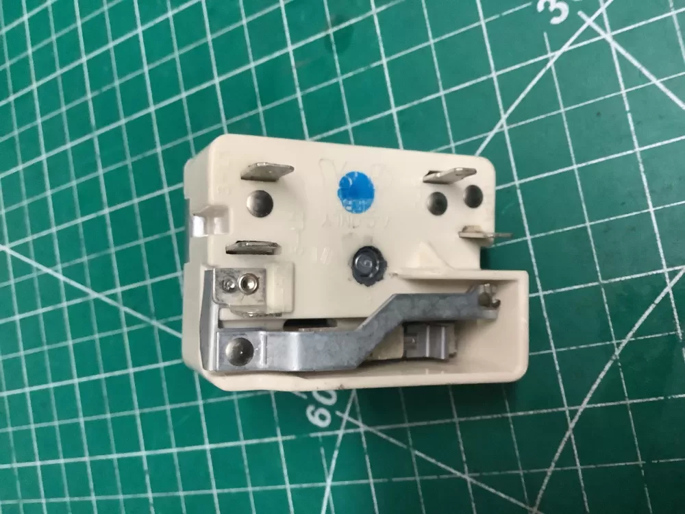 GE Kenmore 164D1816P05 Range Surface Burner Switch  AZ202172 | SL127