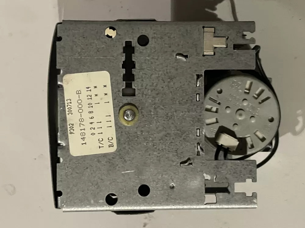 Westinghouse 148178-000-B Timer AZ32673 | Wm267