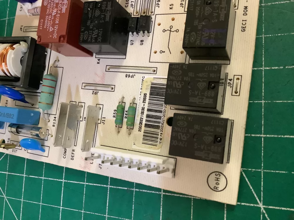 GE Hotpoint WR55X11072 200D6221G030 Refrigerator Control Board AZ188124 | NR1938